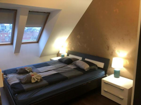 Global Living - Peaceful Kazinczy Budapest
